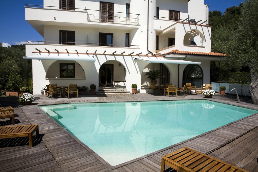 Hotel Le Piane Villammare Bagian luar foto