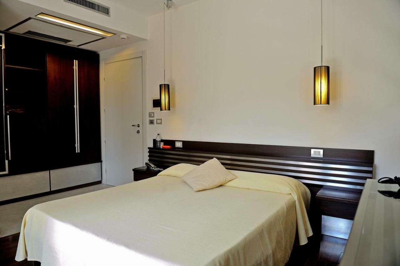 Hotel Le Piane Villammare Bagian luar foto