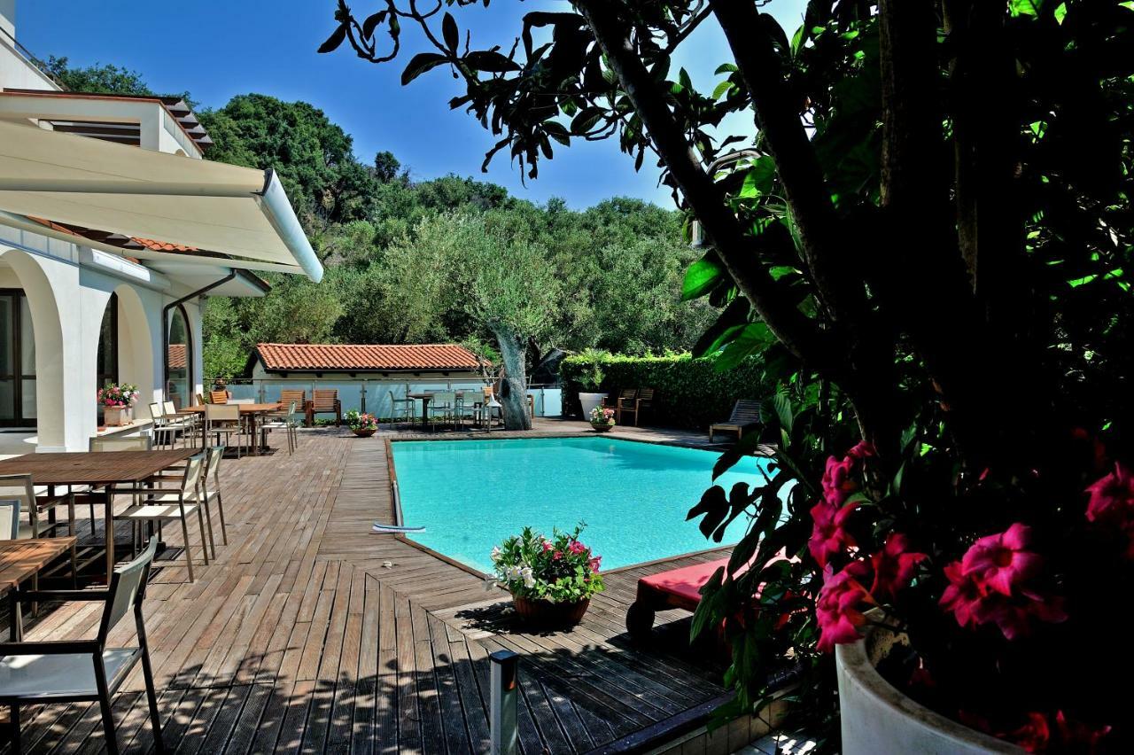 Hotel Le Piane Villammare Bagian luar foto