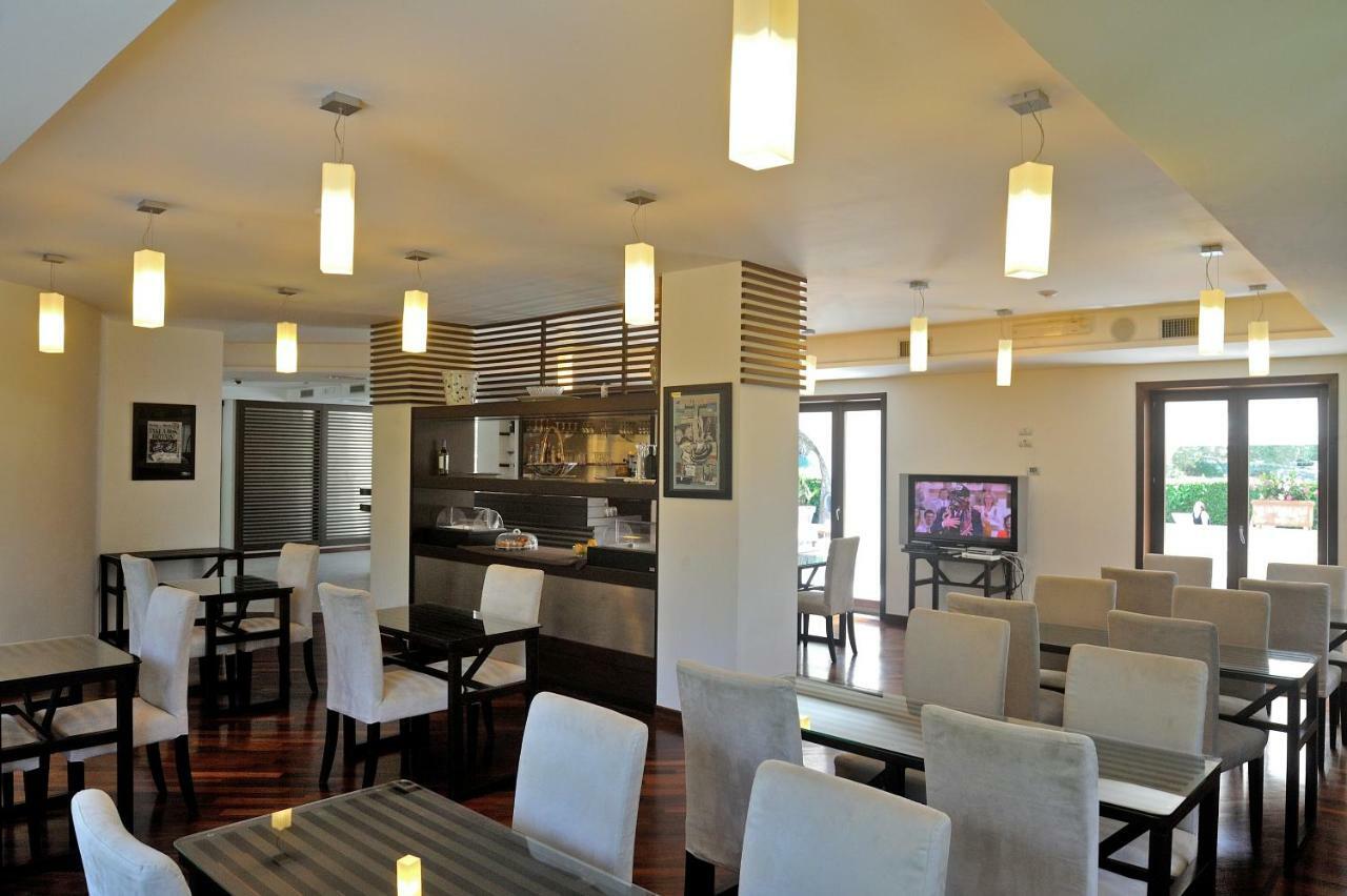 Hotel Le Piane Villammare Bagian luar foto