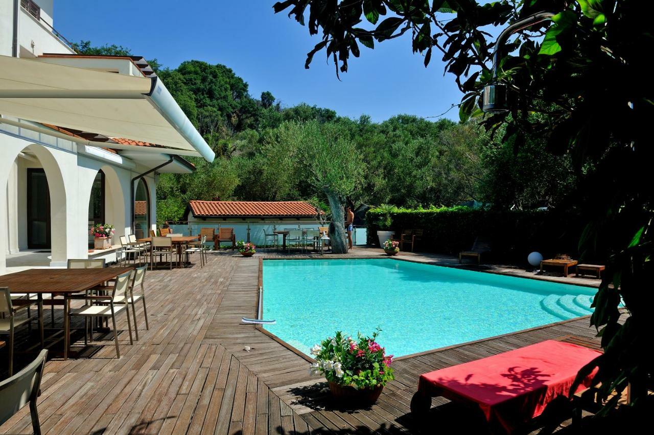 Hotel Le Piane Villammare Bagian luar foto